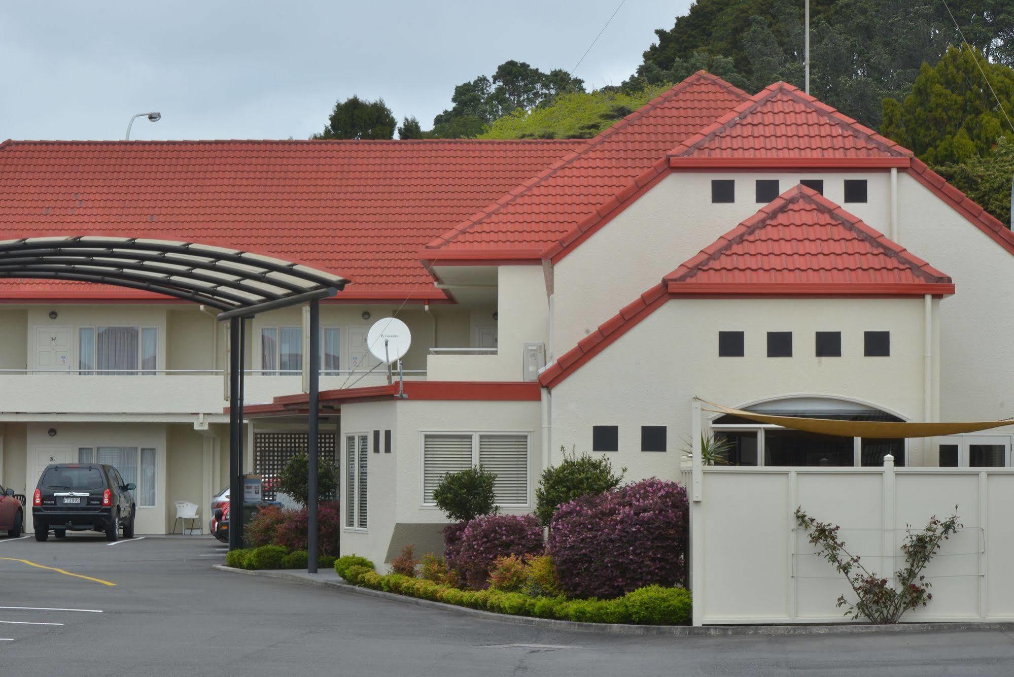 Brougham Heights Motel New Plymouth Eksteriør billede